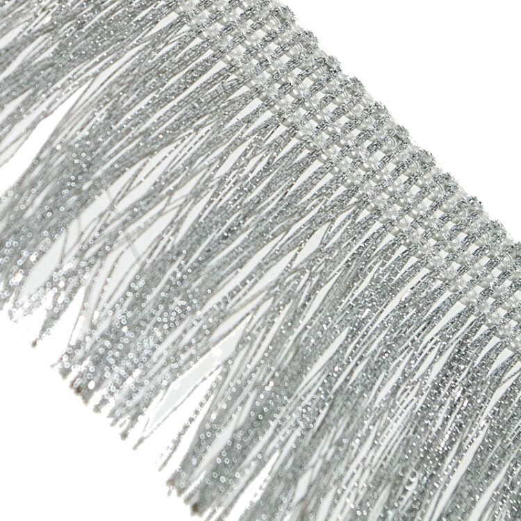 Dantela brodata cu lurex cu aspect metalic argintiu / auriu. Banda lurex dantela.